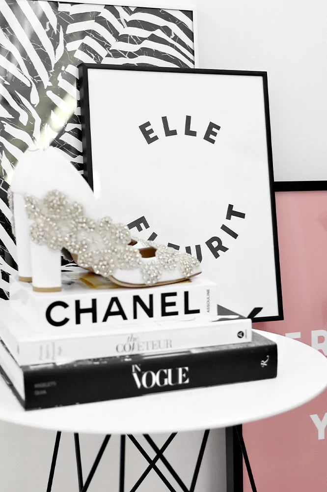 How To Be Parisian (Blush)