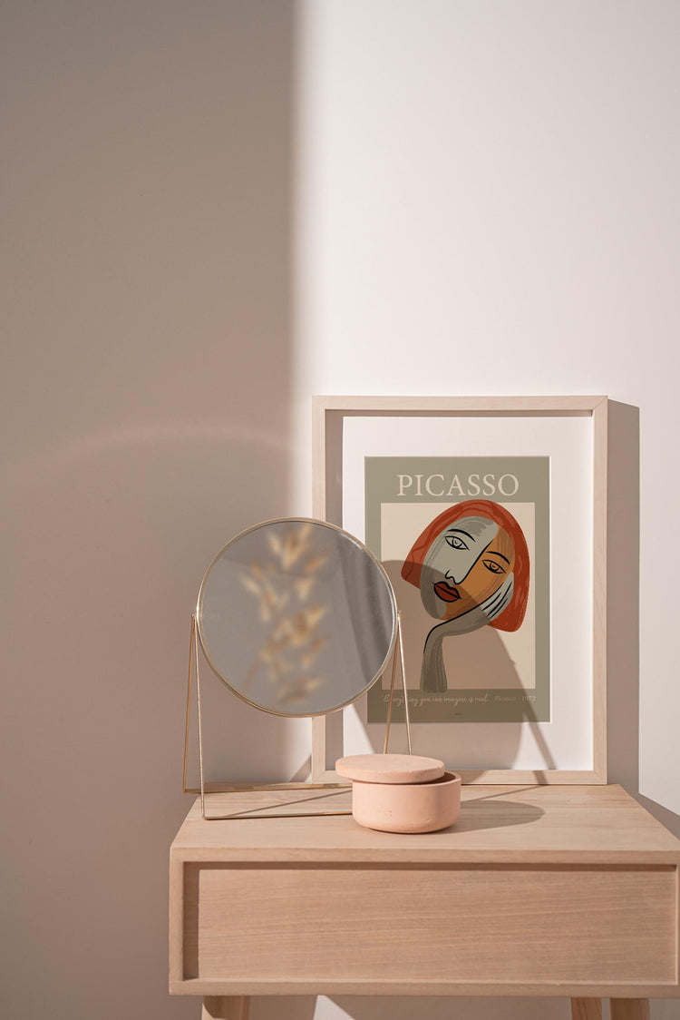 Picasso Face with Hand